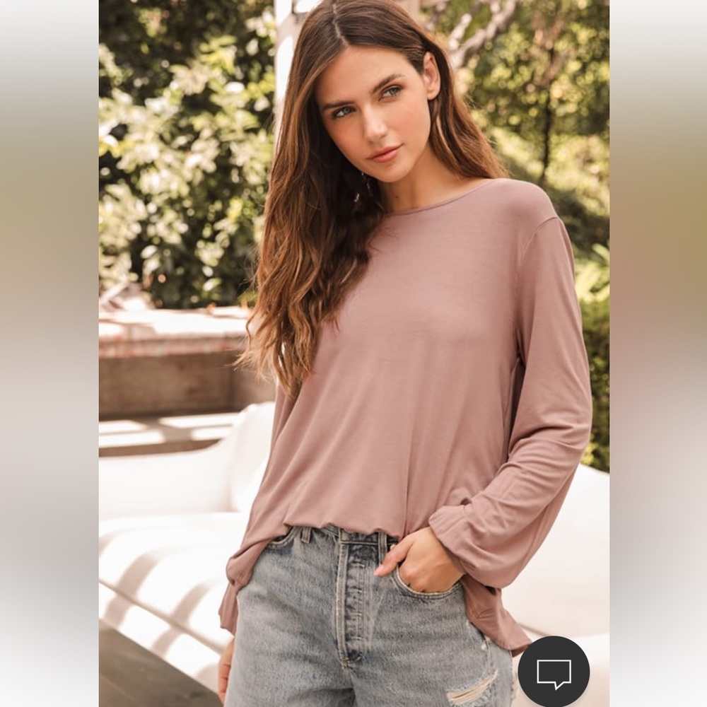 Lulus spin around taupe long sleeve twist back top